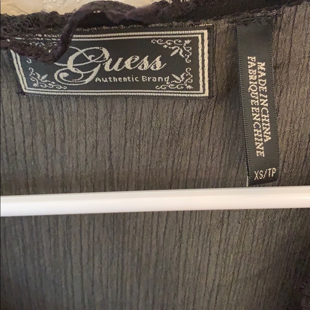 Guess blouse - Picture 3 of 3